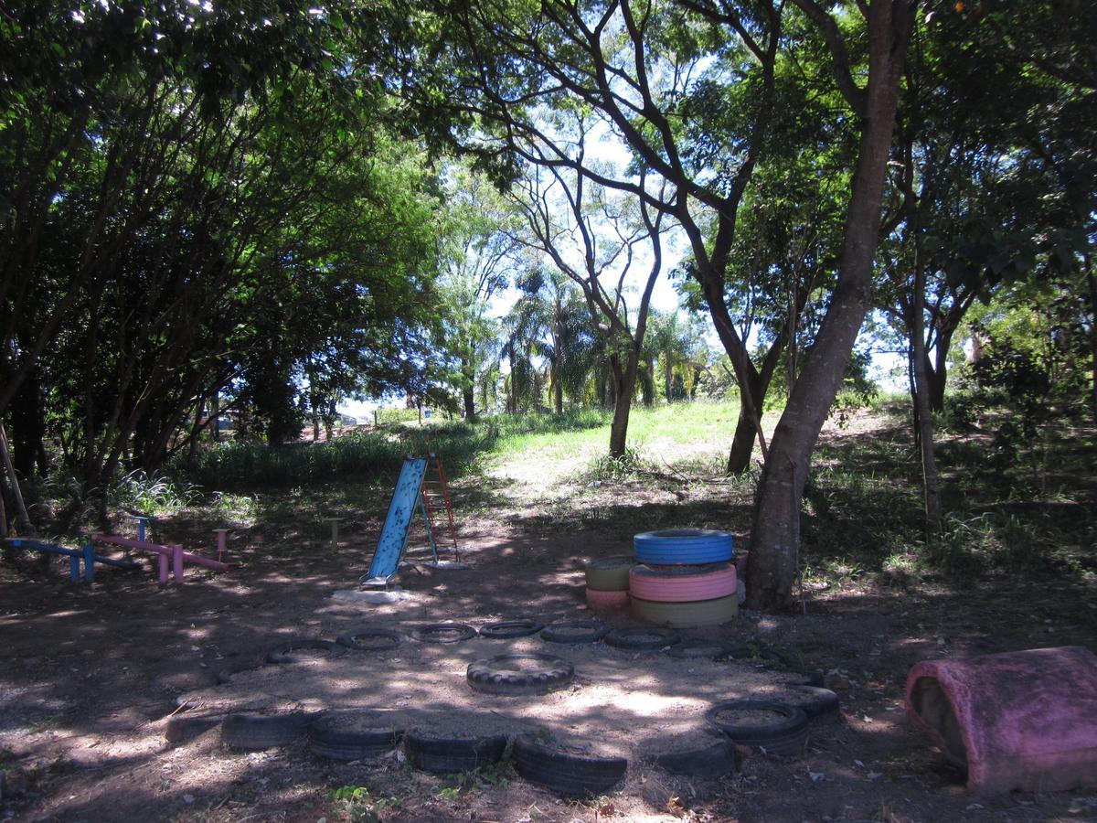 Hostel Famille Brun Trevo São João da Boa Vista Exteriör bild